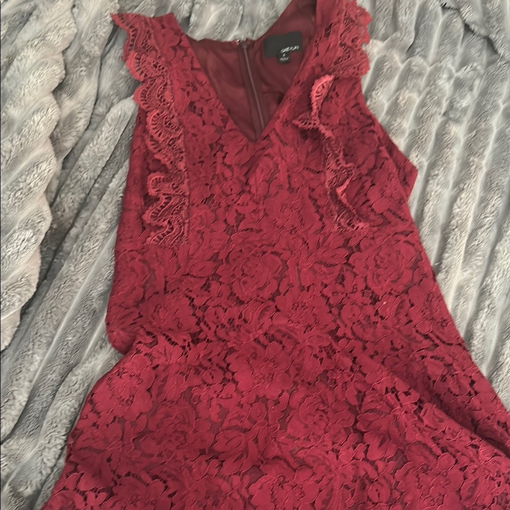 GREYLIN Elegant Lace Wine Dress